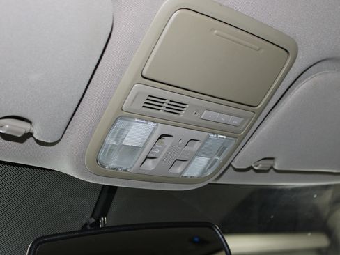 Used 2013 Honda Odyssey EX-L image 25