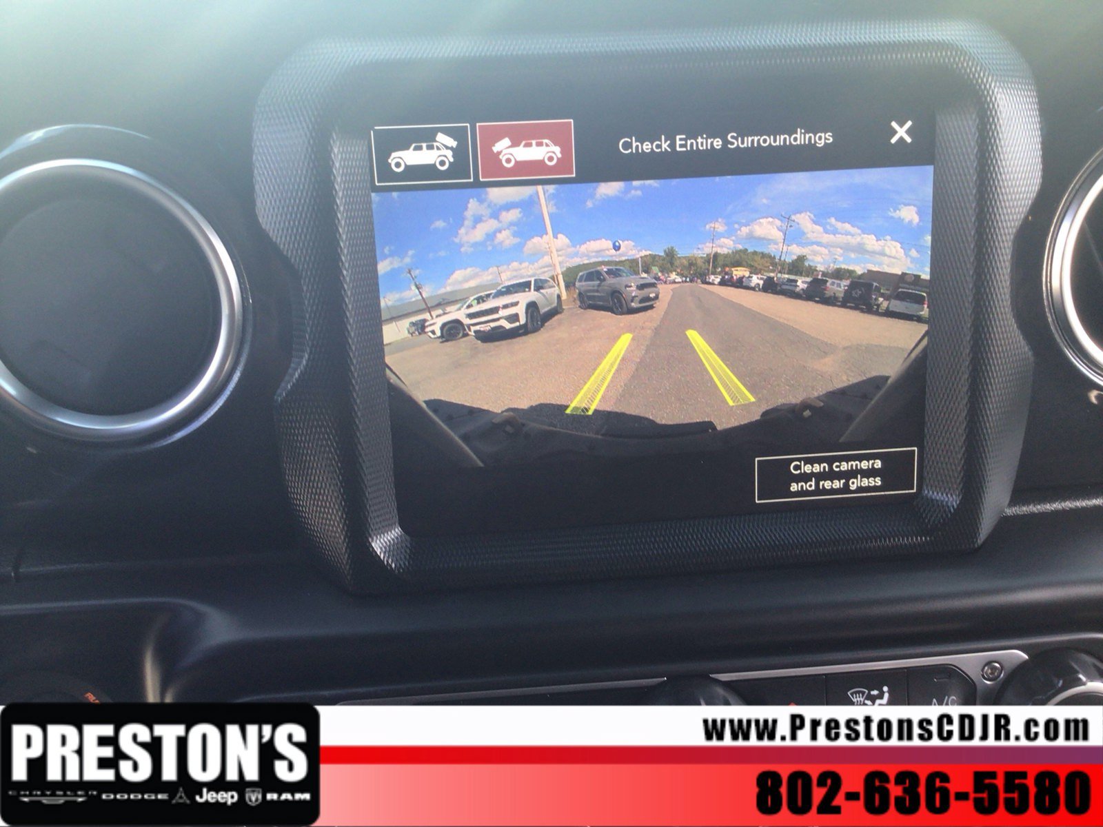Used 2023 Jeep Wrangler Unlimited Rubicon 392 AWD/4WD image 19