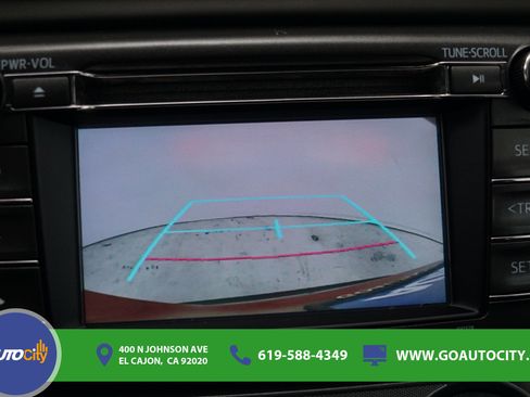 Used 2015 Toyota RAV4 LE FWD image 11