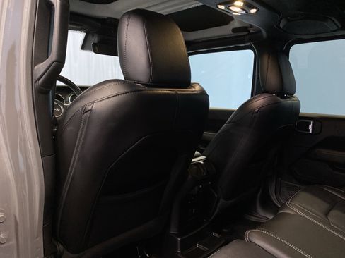 Certified 2021 Jeep Wrangler Unlimited Sahara image 27