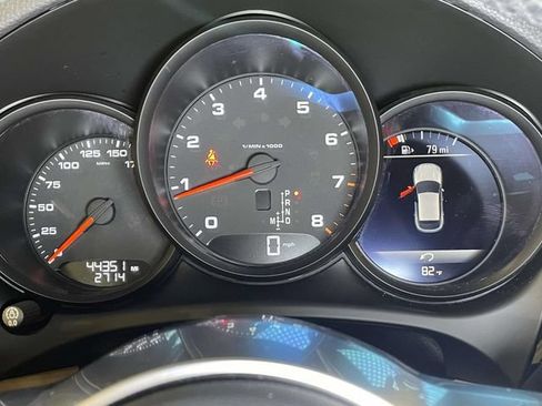 Certified 2020 Porsche Macan AWD/4WD image 48