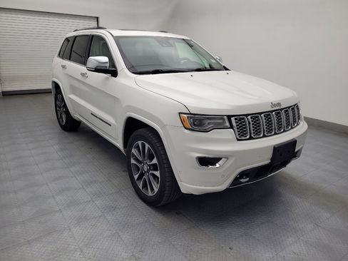 Used 2018 Jeep Grand Cherokee Overland image 13