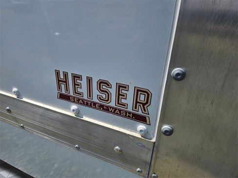 New 2026 Ford E-350 and Econoline 350 Super Duty w/ Power Equipment Group image 12