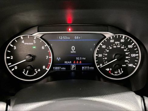 Used 2024 Nissan Altima 2.5 SR AWD/4WD image 17