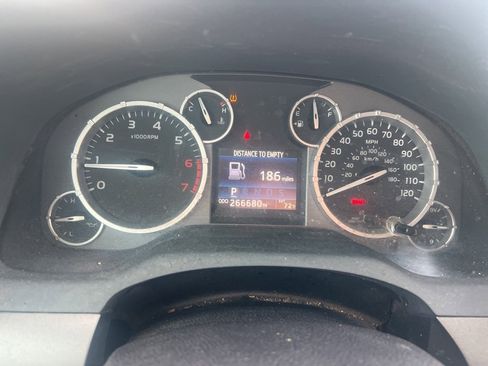 Used 2016 Toyota Tundra SR5 image 25