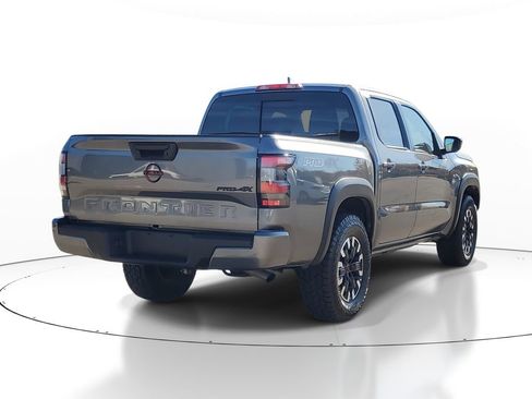 Used 2024 Nissan Frontier PRO-4X image 4