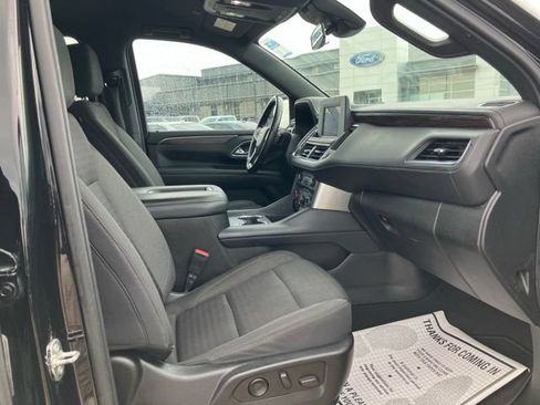 Used 2023 Chevrolet Suburban LS RWD image 11