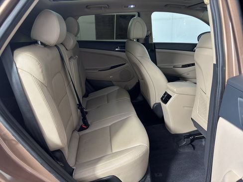 Used 2017 Hyundai Tucson Limited w/ Limited Ultimate Package 03 image 39