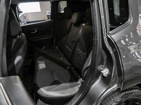 Used 2017 Jeep Renegade Altitude AWD/4WD image 35
