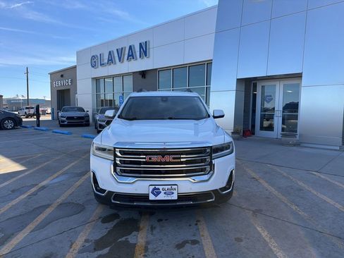 Used 2023 GMC Acadia SLT w/ Technology Package image 2