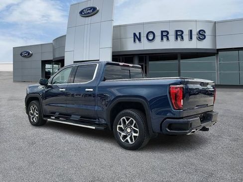 Used 2023 GMC Sierra 1500 SLT w/ SLT Premium Package AWD/4WD image 3