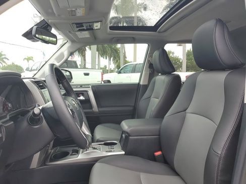 Used 2023 Toyota 4Runner SR5 Premium image 13