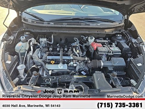 Used 2024 Nissan Kicks S image 13