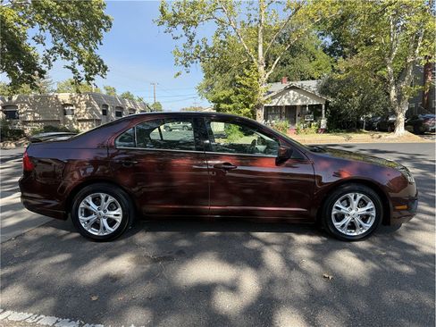 Used 2012 Ford Fusion SE FWD image 6