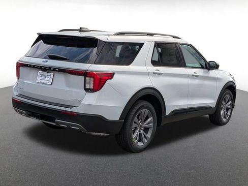 New 2026 Ford Explorer Active w/ Active Comfort Package AWD/4WD image 3