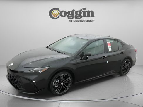 New 2026 Toyota Camry XSE FWD image 1