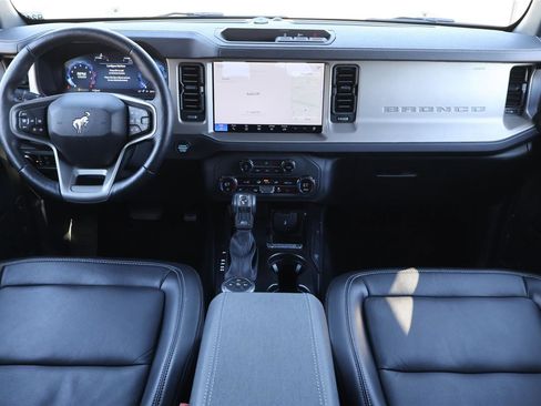 Certified 2025 Ford Bronco Outer Banks AWD/4WD image 28