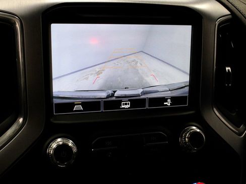 Used 2021 GMC Sierra 1500 SLT w/ SLT Premium Package AWD/4WD image 2