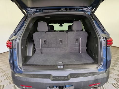 Used 2023 Chevrolet Traverse LT w/ LPO, Floor Liner Package AWD/4WD image 10