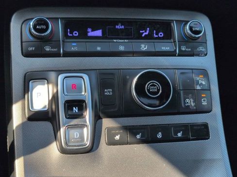 Used 2020 Hyundai Palisade Limited image 10