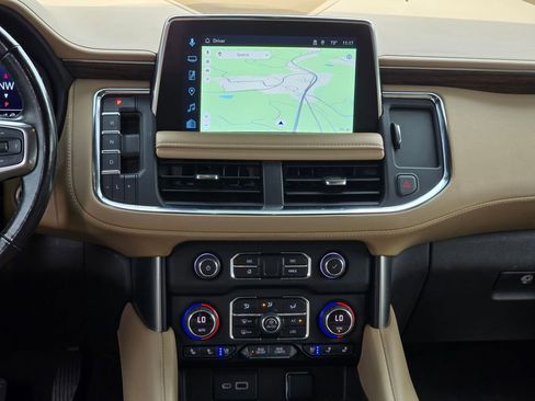 Used 2022 Chevrolet Tahoe Premier AWD/4WD image 18