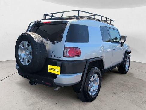Used 2008 Toyota FJ Cruiser 4WD image 5