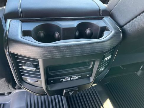 Used 2024 RAM 3500 Limited AWD/4WD image 24