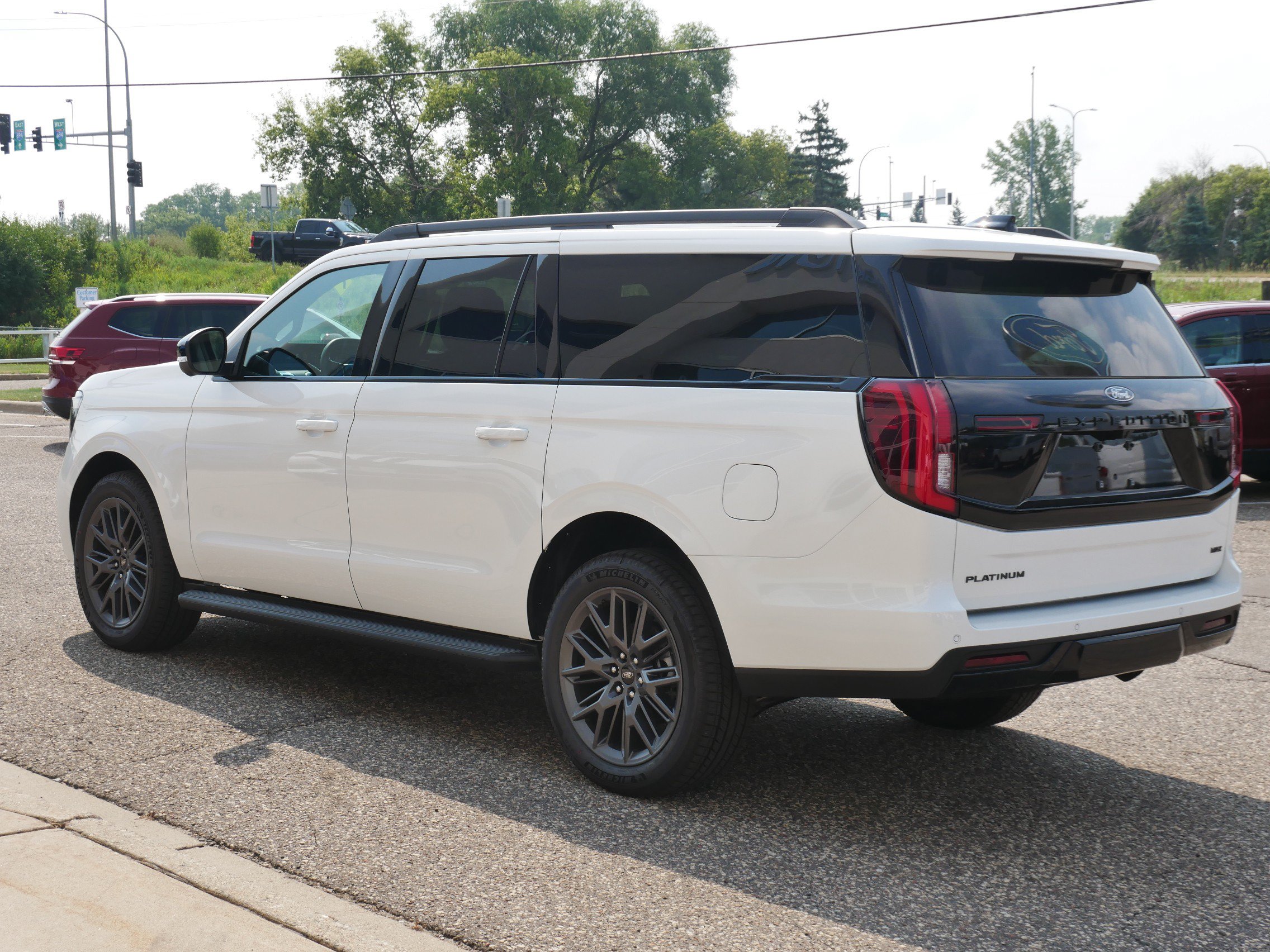 New 2026 Ford Expedition Max Platinum w/ Stealth Appearance Package AWD/4WD image 2