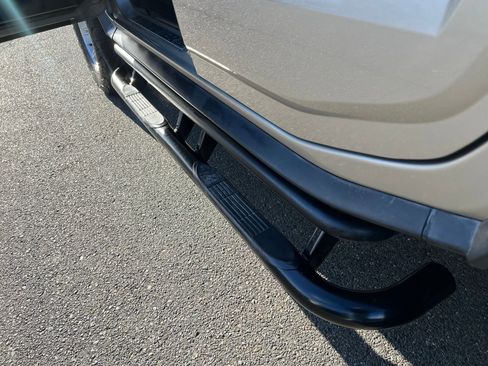 Used 2005 HUMMER H2 Base w/ Preferred Equipment Group image 32