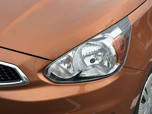 Used 2019 Mitsubishi Mirage ES image 11