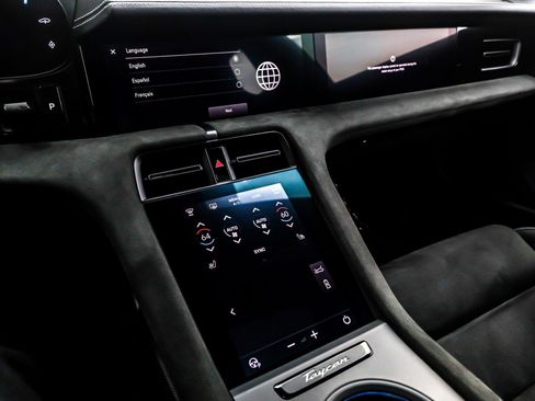 Used 2024 Porsche Taycan GTS image 19