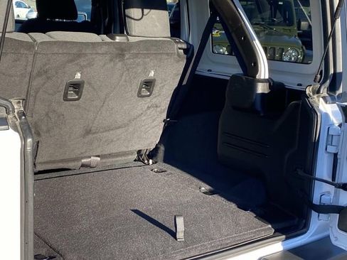 Certified 2025 Jeep Wrangler Sport S image 5