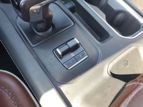 Used 2024 GMC Sierra 1500 Denali Ultimate image 31