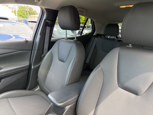 Used 2023 Buick Encore GX Preferred w/ Cold Weather Comfort Package FWD image 22