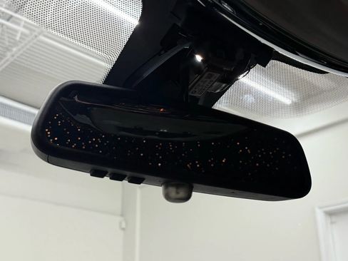 Used 2014 Rolls-Royce Wraith image 21