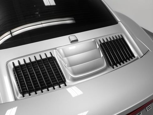 Certified 2017 Porsche 911 Turbo S AWD/4WD image 24