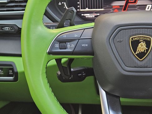 Used 2021 Lamborghini Urus image 29