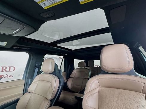 New 2025 Lincoln Navigator L Black Label image 23
