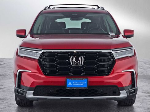 Used 2024 Honda Pilot Elite image 8