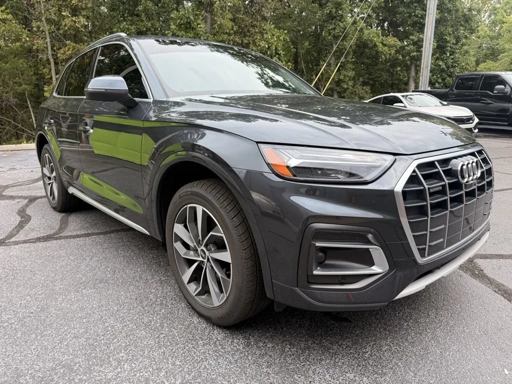 Used 2021 Audi Q5 2.0T Premium Plus w/ Premium Plus Package AWD/4WD image 5
