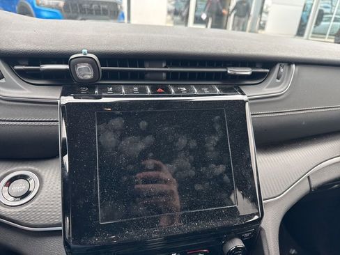 Used 2023 Jeep Grand Cherokee L Laredo image 13