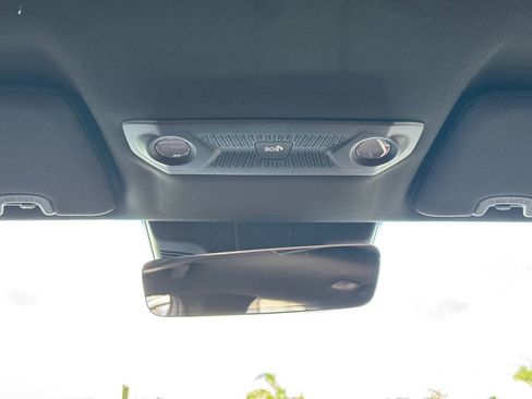 New 2025 VinFast VF 8 Plus image 23