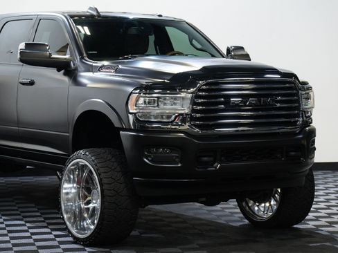 Used 2021 RAM 3500 Limited AWD/4WD image 9