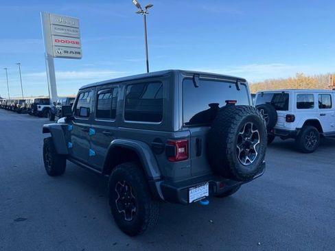 Used 2022 Jeep Wrangler Unlimited Rubicon 4xe w/ Cold Weather Group AWD/4WD image 5