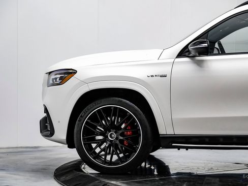 Used 2022 Mercedes-Benz GLS 63 AMG 4MATIC w/ Warmth & Comfort Package image 6