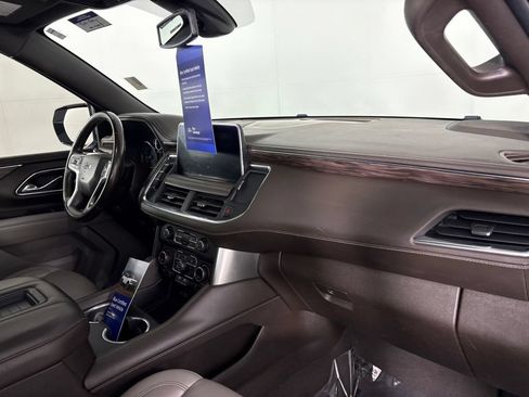 Used 2021 Chevrolet Tahoe Z71 w/ Rear Media and Nav Package AWD/4WD image 42