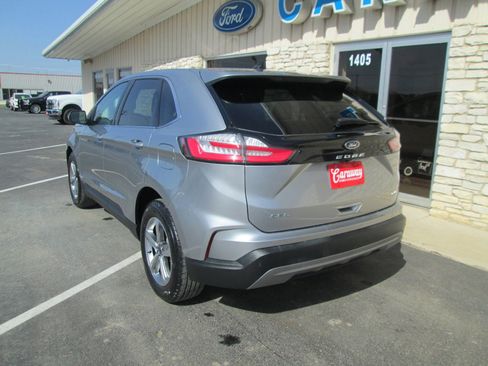 Used 2022 Ford Edge SEL image 4