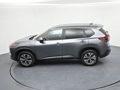 Used 2023 Nissan Rogue SV image 21
