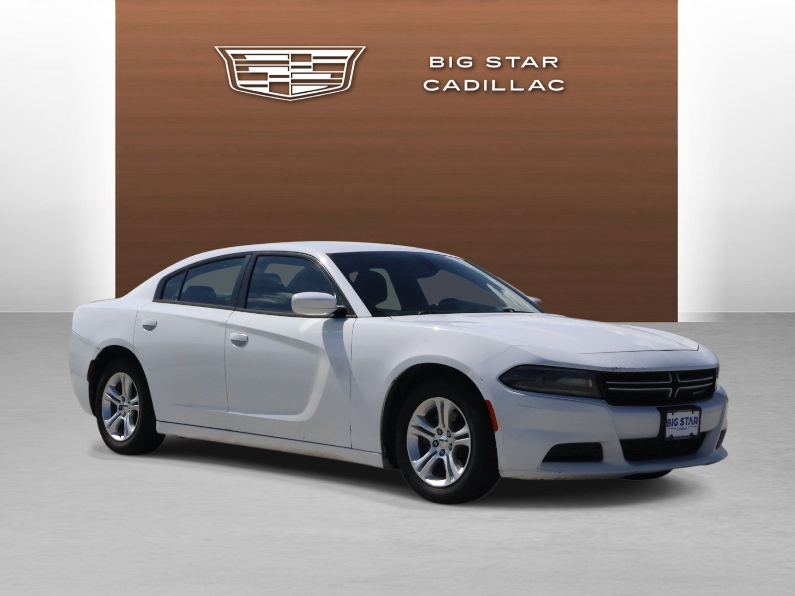 Used 2016 Dodge Charger SE w/ Popular Equipment Group RWD image 7