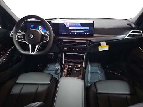 New 2026 BMW 330i Sedan w/ M Sport Package image 9